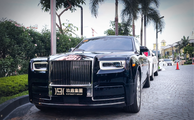 Luxury Car Pick-up service